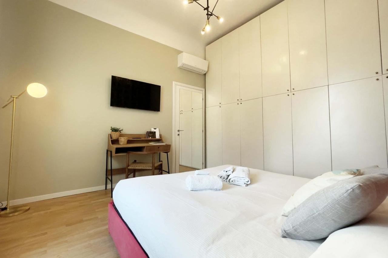 Elegant Apartment Near Brera Area Milão Exterior foto